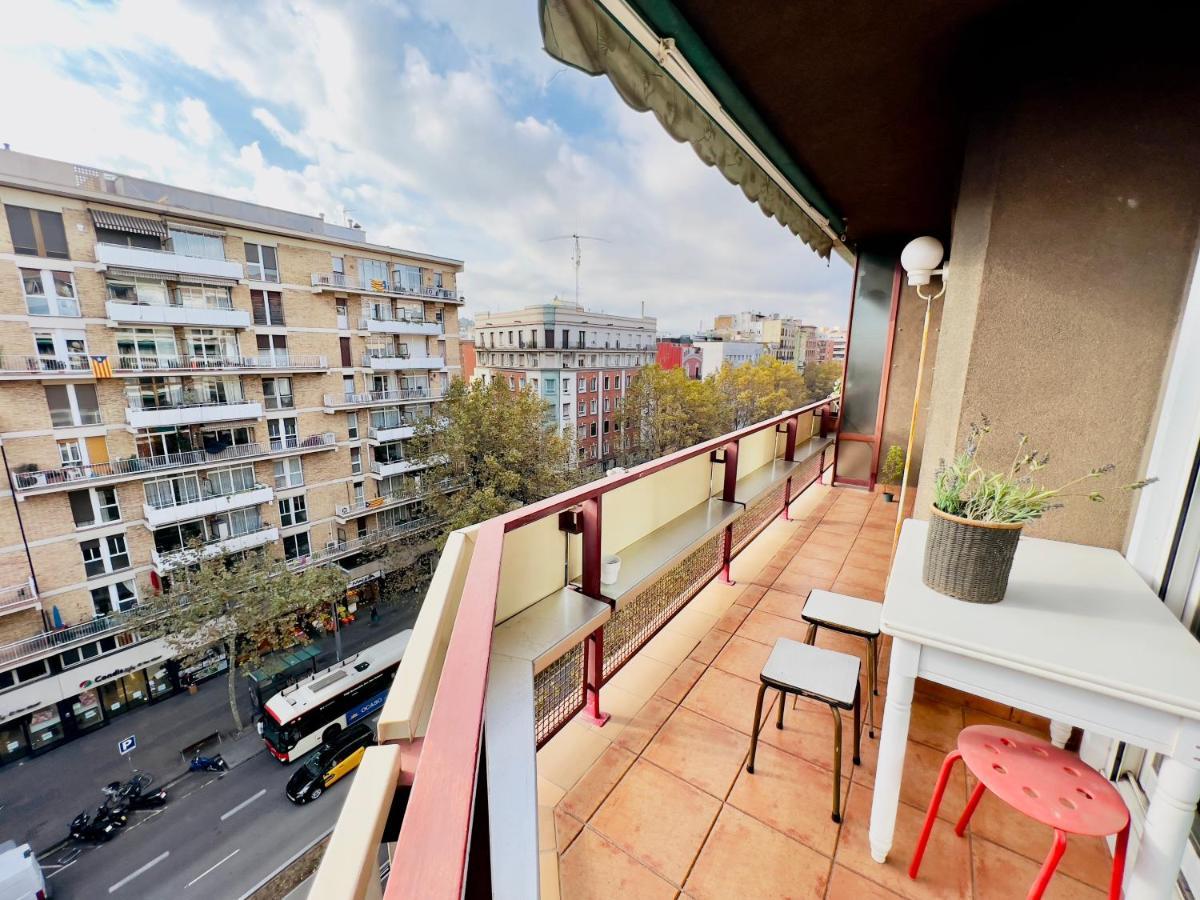 Your Second Home In Barcelona With Private Room And Private Bathroom Close To Montjuic, Pl Espana, La Rambla, Ferry Port Dış mekan fotoğraf